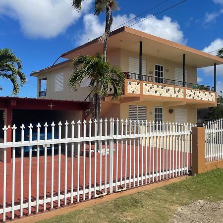 Bright 2Br In Aguadilla 7 Mins To Beaches 2Nd Floor Retreat Camaceyes المظهر الخارجي الصورة